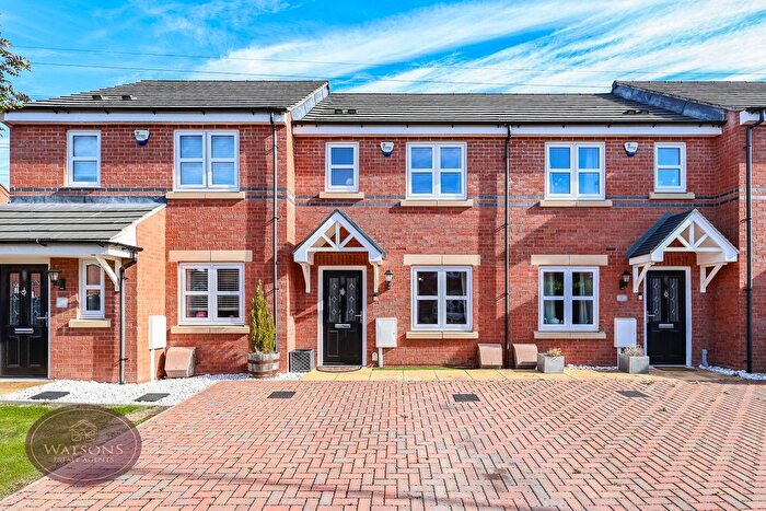 2 Bedroom Town House For Sale In Long Wood Close, Loscoe, Heanor, DE75