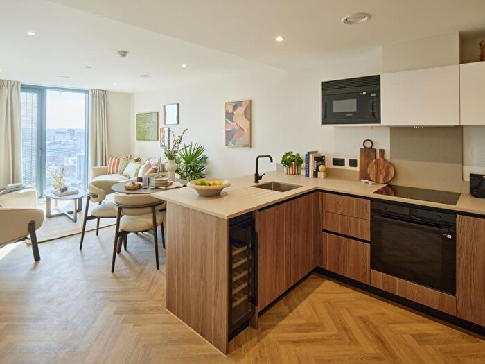 1 Bedroom Flat To Rent In One Eastside, James Watt Queensway Birmingham, B4
