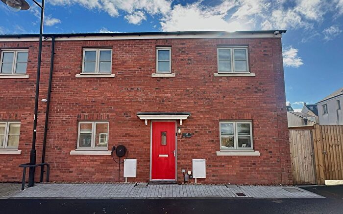 3 Bedroom Semi-Detached House For Sale In Lon Y Grug, Llandarcy, SA10