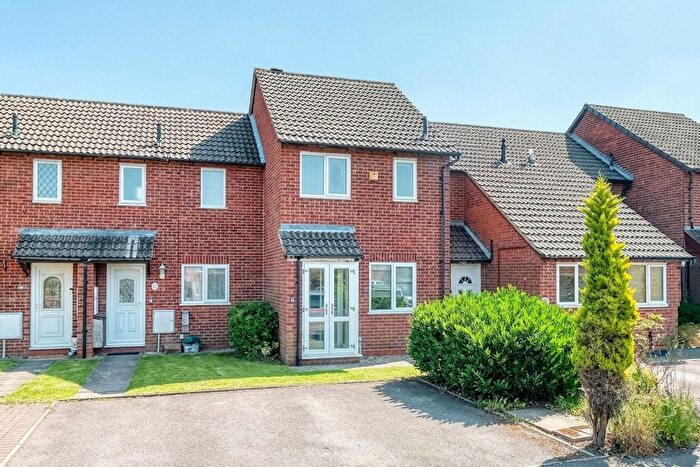 2 Bedroom Terraced House For Sale In Mayfield Close, Catshill, B61