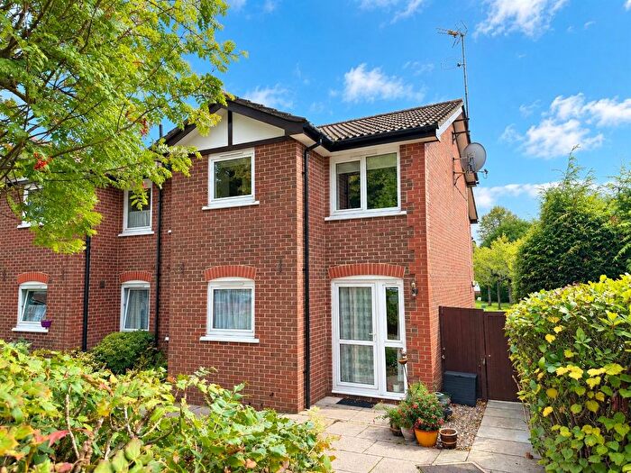 1 Bedroom Flat For Sale In St. Lukes Avenue, Maidstone, ME14