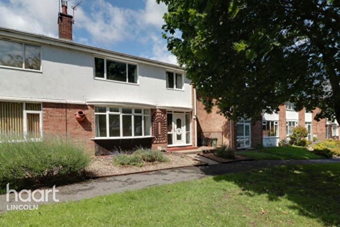 3 Bedroom Terraced House To Rent In Greetwell Place, Lincoln, LN2