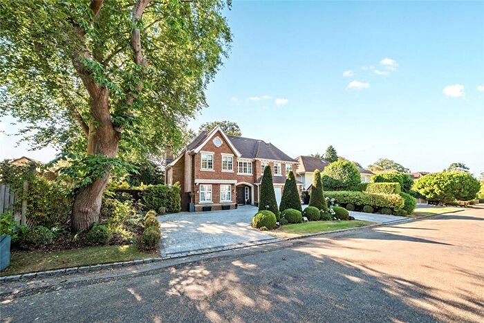 7 Bedroom Detached House For Sale In Longdon Wood, Keston Park, BR2