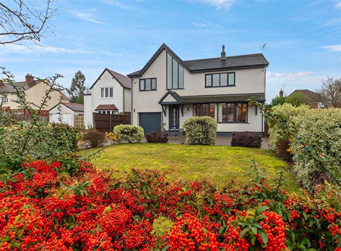 5 Bedroom Detached House For Sale In Kelsey Lane, Balsall Common, CV7