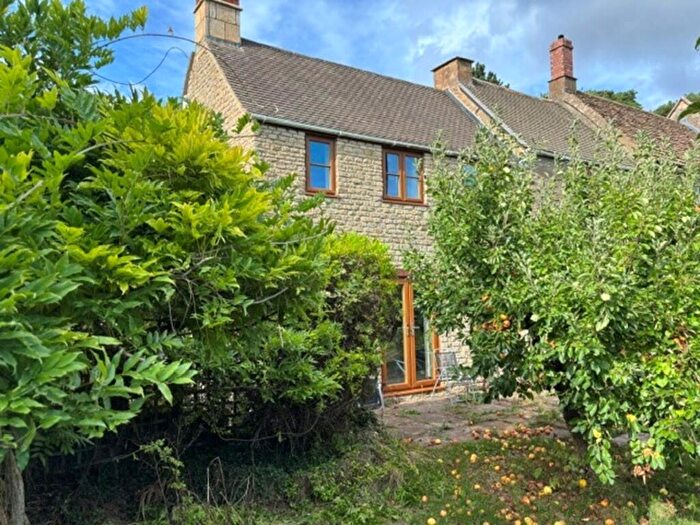 3 Bedroom Cottage For Sale In Giddeahall, Yatton Keynell, SN14