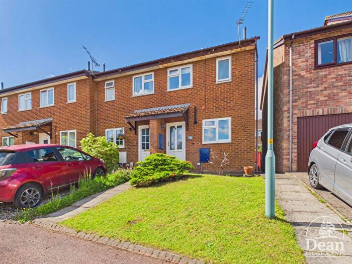 2 Bedroom End Of Terrace House To Rent In Nash Way, Coleford, GL16
