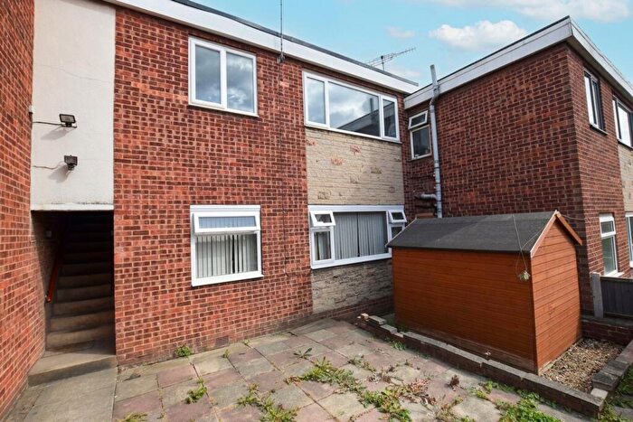 2 Bedroom Flat For Sale In Ambleside Close, Brinsworth, S60