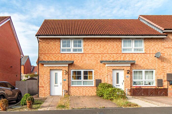 2 Bedroom End Of Terrace House For Sale In Magnolia Drive, City Edge, NE5