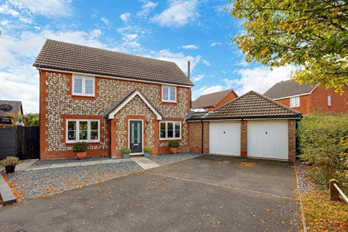 4 Bedroom Detached House For Sale In Raine Avenue, Haverhill, CB9