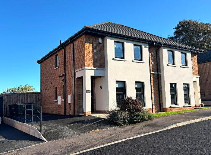 4 Bedroom Semi-Detached House To Rent In Ballymullan Manor, Lisburn, BT27