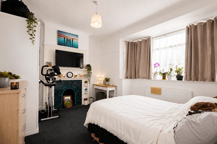 4 Bedroom Semi-Detached House For Sale In Forty Avenue, Wembley, Middlesex, HA9