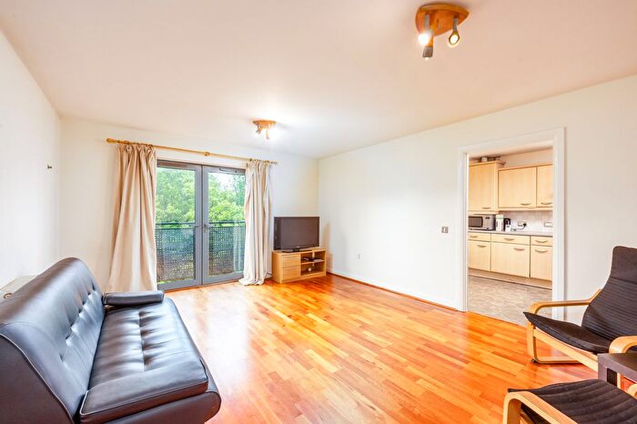 3 Bedroom Flat For Sale In Bristol Road, Birmingham, B5