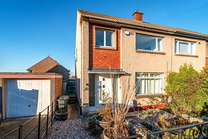 3 Bedroom Semi-Detached House To Rent In Redhall Rd, Kingsknowe, Edinburgh, EH14