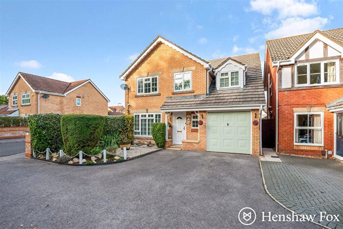 5 Bedroom Detached House For Sale In Derwent Drive, Totton, Hampshire, SO40