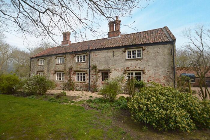 3 Bedroom Cottage To Rent In Skeyton, NR10