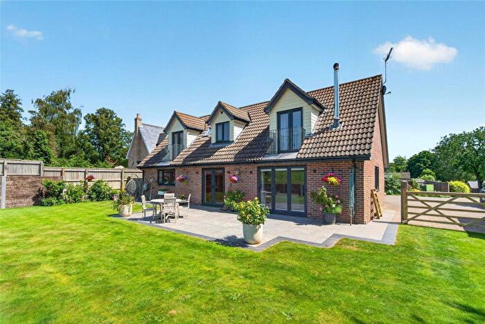 4 Bedroom Detached House For Sale In Waldringfield, Woodbridge, Suffolk, IP12