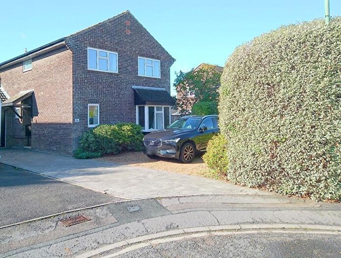 4 Bedroom Link Detached House For Sale In Bucklers Way, Bournemouth, BH8