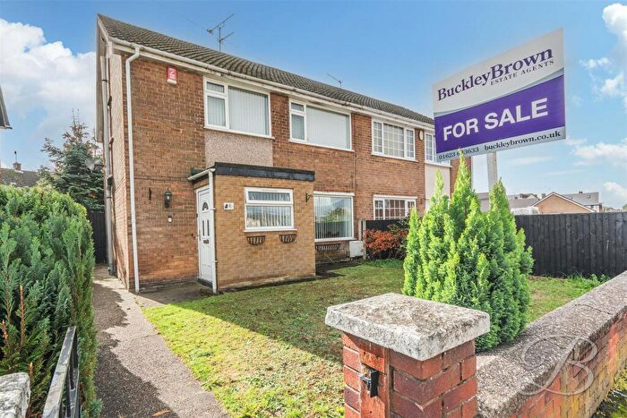 3 Bedroom Semi-Detached House For Sale In North Crescent, Clipstone, NG21
