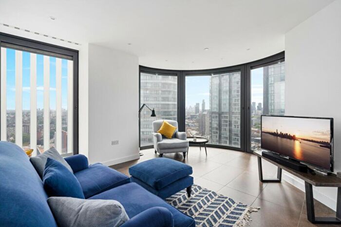 2 Bedroom Apartment To Rent In Chronicle Tower, City Road, London, EC1V