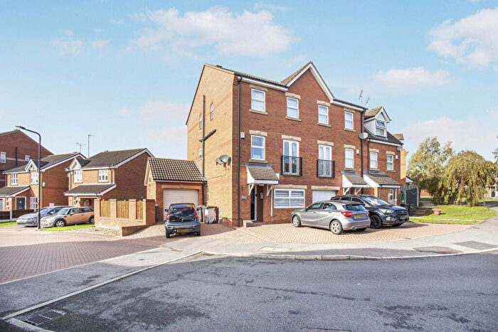 4 Bedroom Town House For Sale In Sycamore Drive, Thurcroft, Rotherham, S66
