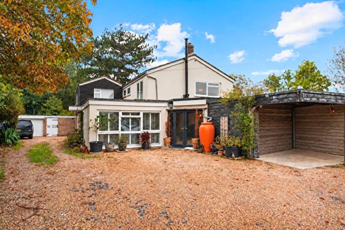 3 Bedroom Semi-Detached House For Sale In Abbotts Lane, Widford, Ware, SG12