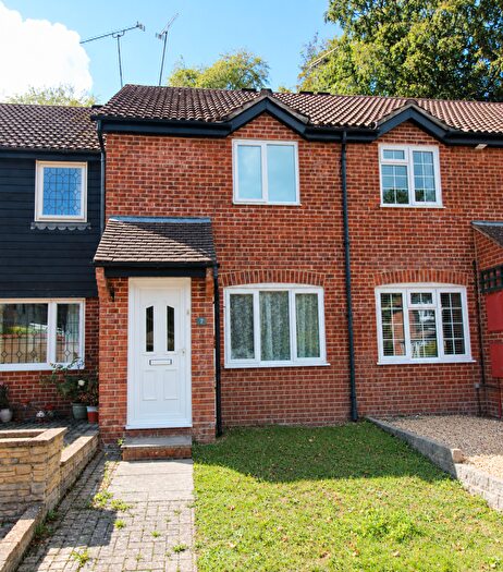 2 Bedroom Terraced House For Sale In The Brackens, Dibden Purlieu, Hampshire, SO45