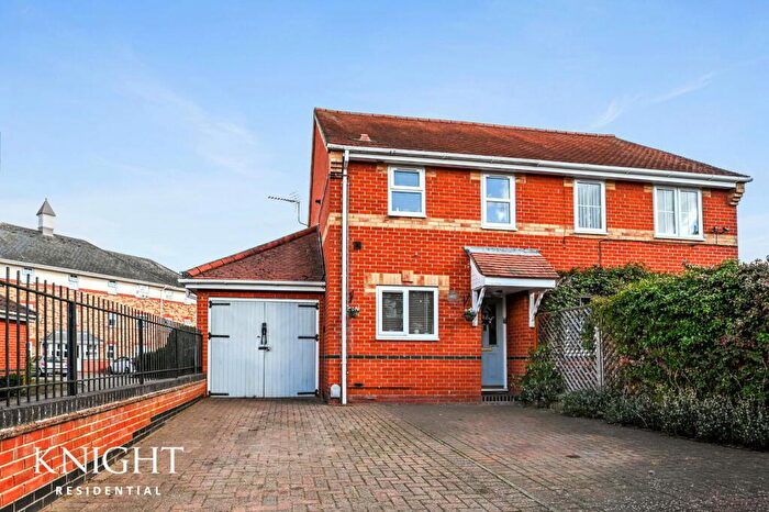2 Bedroom Semi-Detached House For Sale In Haddon Park, Colchester, CO1