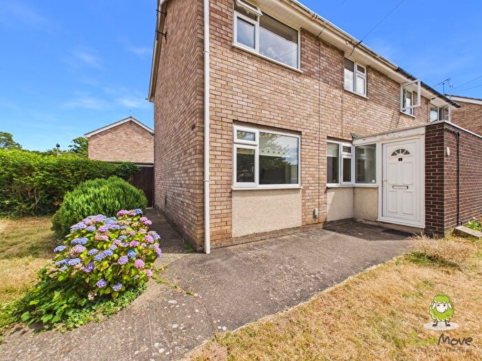 3 Bedroom Semi-Detached House For Sale In Tilbrook Drive, Shrewsbury, SY1