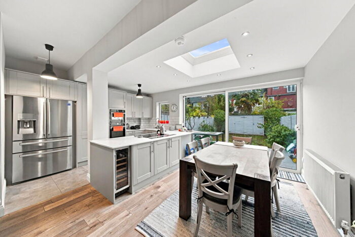 4 Bedroom Terraced House For Sale In Dewsbury Road, London, NW10