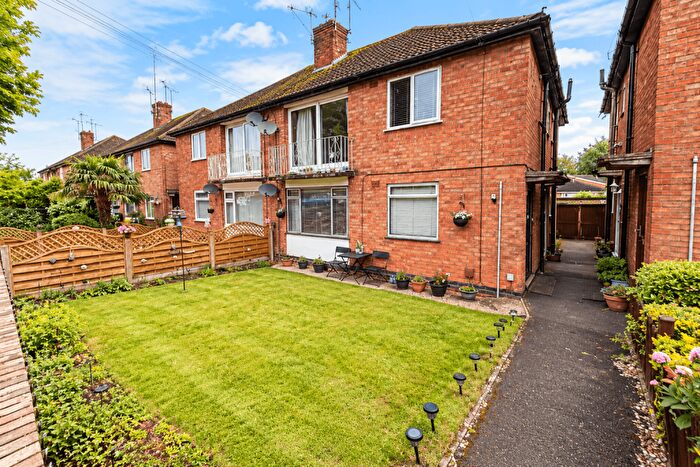 1 Bedroom Maisonette To Rent In Sunnybank Avenue, Stonehouse Estate, Coventry, CV3