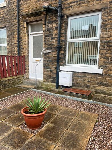 3 Bedroom Terraced House To Rent In Blackhouse Road, Huddersfield, HD2
