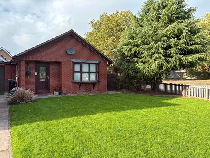 2 Bedroom Detached Bungalow To Rent In Savernake Road, Weston-super-Mare, North Somerset, BS22