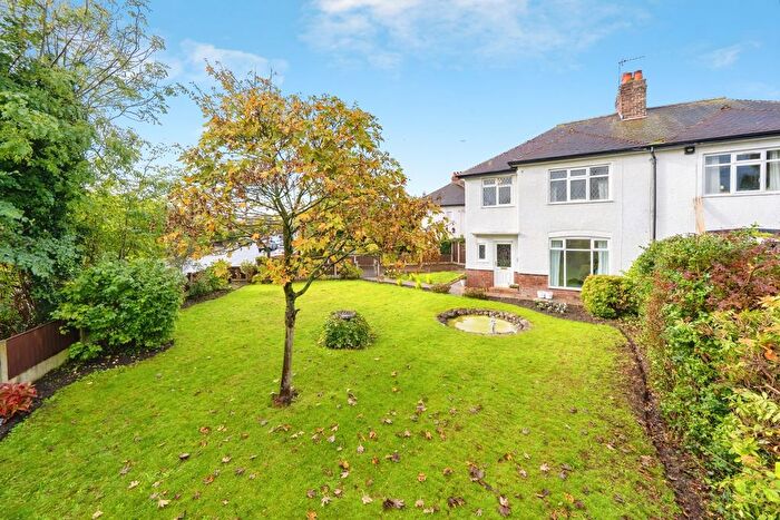 3 Bedroom Semi-Detached House For Sale In Sandy Lane, Stockton Heath, Warrington, Cheshire, WA4