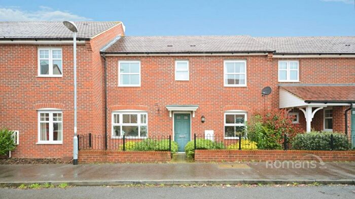 3 Bedroom Terraced House To Rent In Pheasant View, Bracknell, RG12