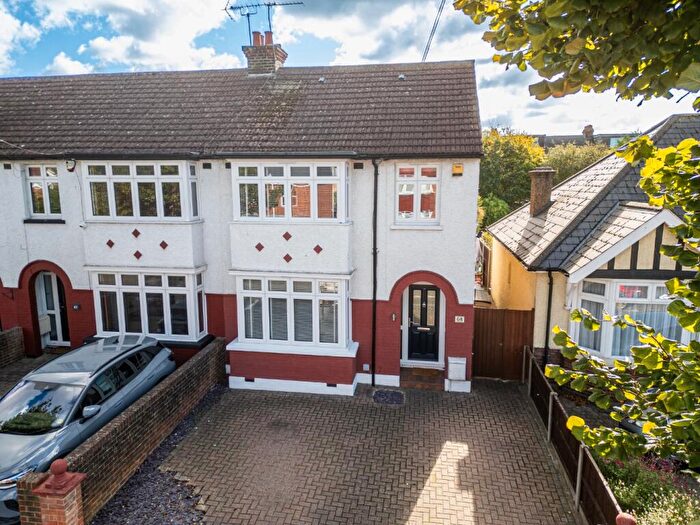 3 Bedroom End Of Terrace House For Sale In Portland Avenue, Gravesend, Kent, DA12