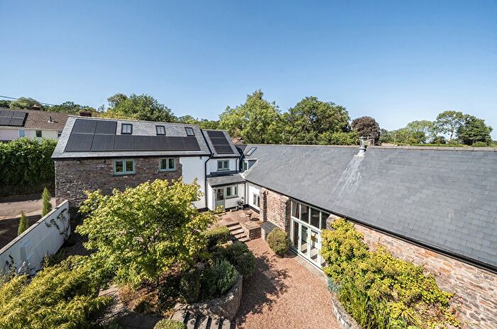 4 Bedroom Detached House For Sale In Holcombe Rogus, Wellington, Devon, TA21