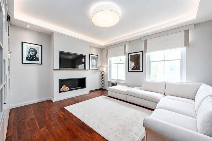 4 Bedroom Flat For Sale In Ifield Road, Chelsea, SW10