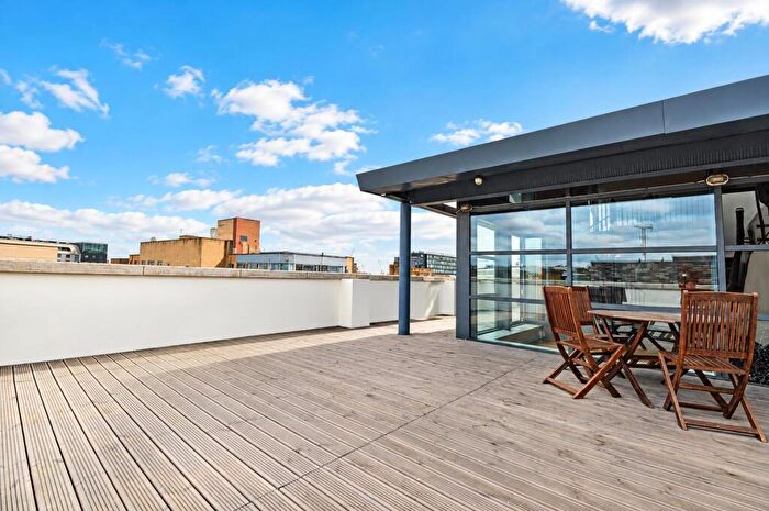 2 Bedroom Penthouse To Rent In Curtain Road, Shoreditch, EC2A