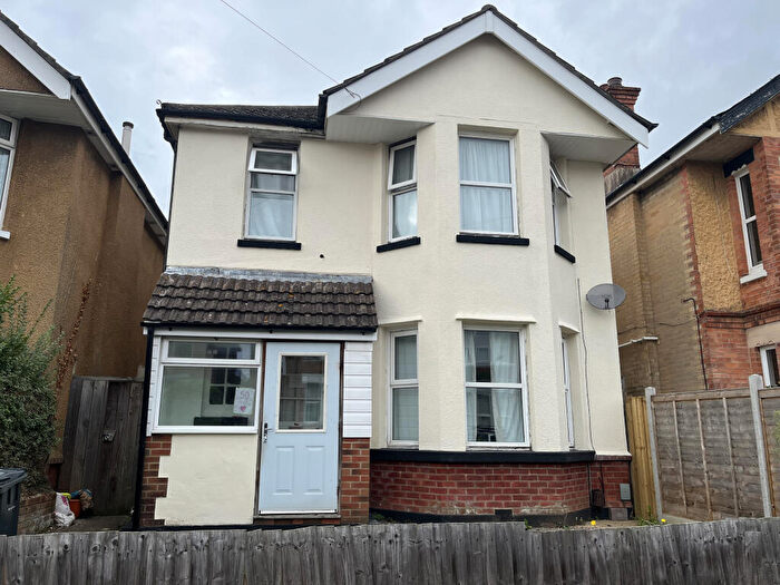 5 Bedroom Detached House To Rent In Frederica Road, Winton Talbot Campus Student House, BH9