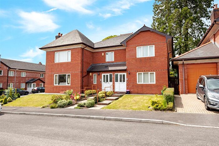 2 Bedroom Apartment For Sale In Redwood Court, Llanishen, Cardiff, CF14