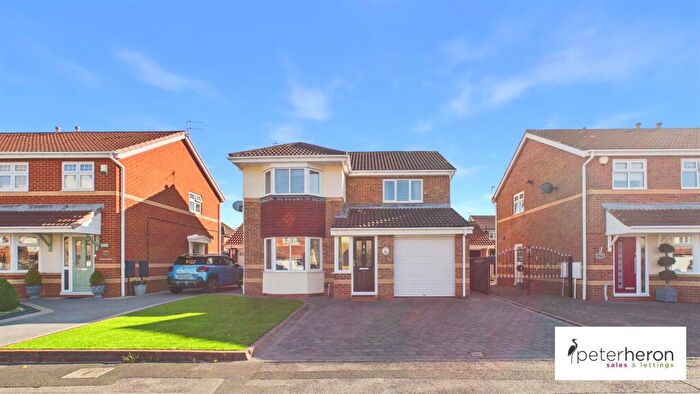 4 Bedroom Detached House For Sale In Tollerton Drive, Fulford Grange, Sunderland, SR5