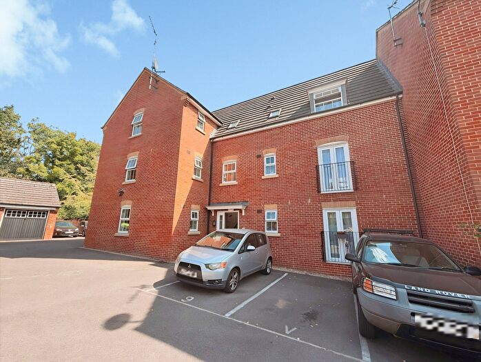 1 Bedroom Flat For Sale In Vistula Crescent, Haydon End, SN25