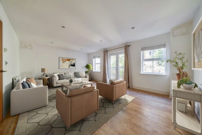 4 Bedroom Detached House For Sale In Fitzroy Place, Reigate, RH2