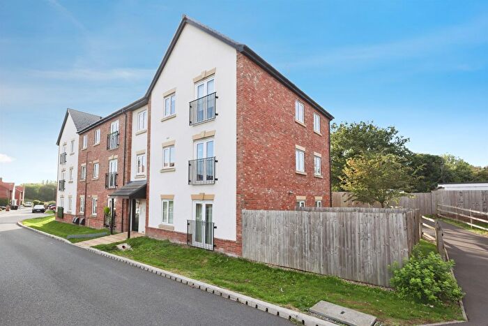 2 Bedroom Flat For Sale In Old Farm Drive, Marston Green, Birmingham, B37