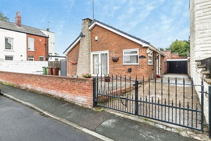 3 Bedroom Detached Bungalow For Sale In Primrose Hill, Knottingley, WF11