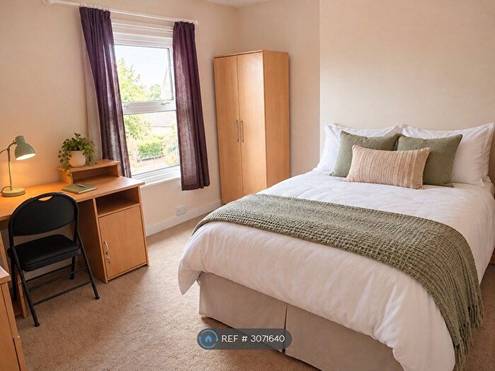4 Bedroom Terraced House To Rent In Erleigh Road, Reading, RG1