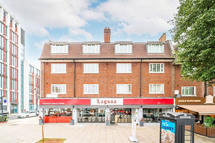 2 Bedroom Flat To Rent In Culmington Road, Ealing, W13