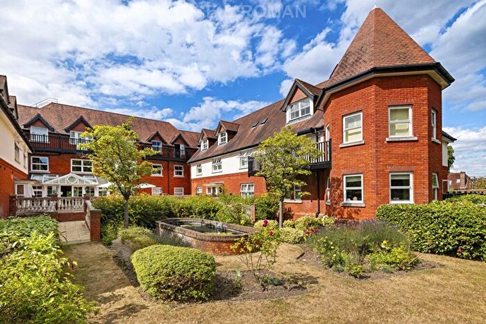 2 Bedroom Retirement Property To Rent In The Ambassador, Ascot, SL5