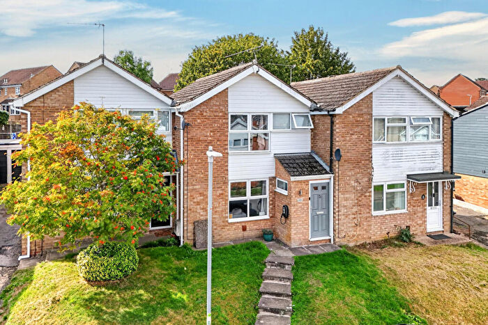 3 Bedroom Terraced House For Sale In Bideford Green, Leighton Buzzard, LU7