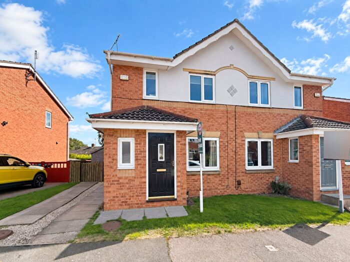 3 Bedroom Semi-Detached House For Sale In Plumbley Hall Road, Mosborough, S20